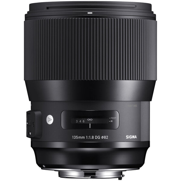 Sigma 135mm f/1.8 DG HSM Art lens for Canon kaina