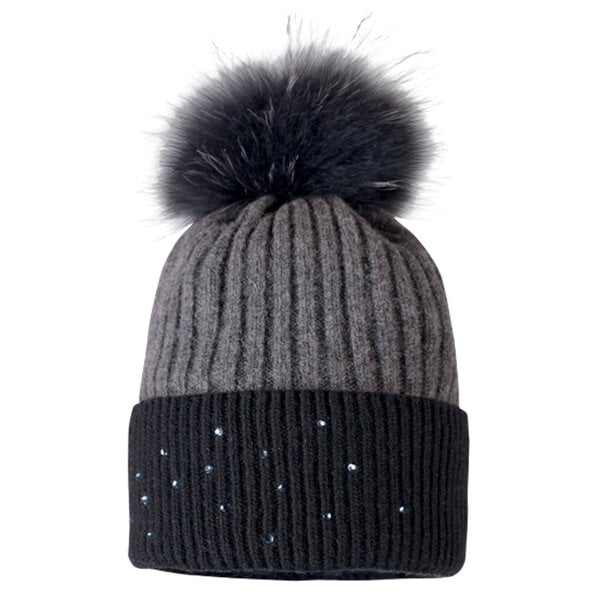 starling bobble hat