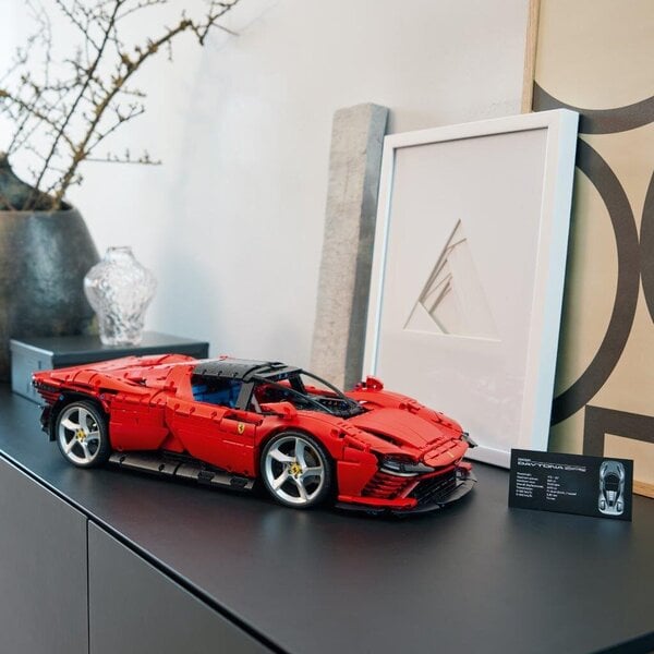 42143 LEGO® Technic Ferrari Daytona SP3 internetu